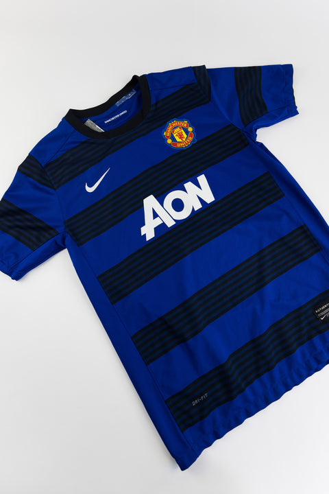 Manchester United 2012-13 football shirt made by Nike size XLB